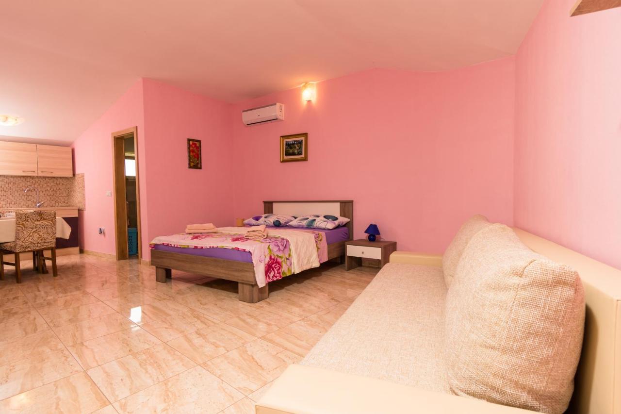 Lovely House روفينج المظهر الخارجي الصورة